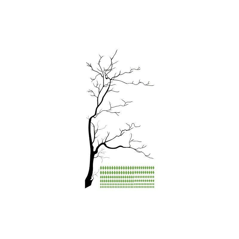 Árbol con hojas